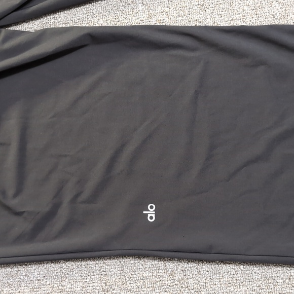 ALO Yoga High-Waist Dreamscape Pleated Wide Leg Trouser Size Large Long in Black - Picture 7 of 14